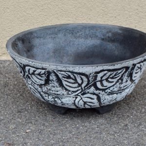 Jardinière en béton Tropaeolum majus